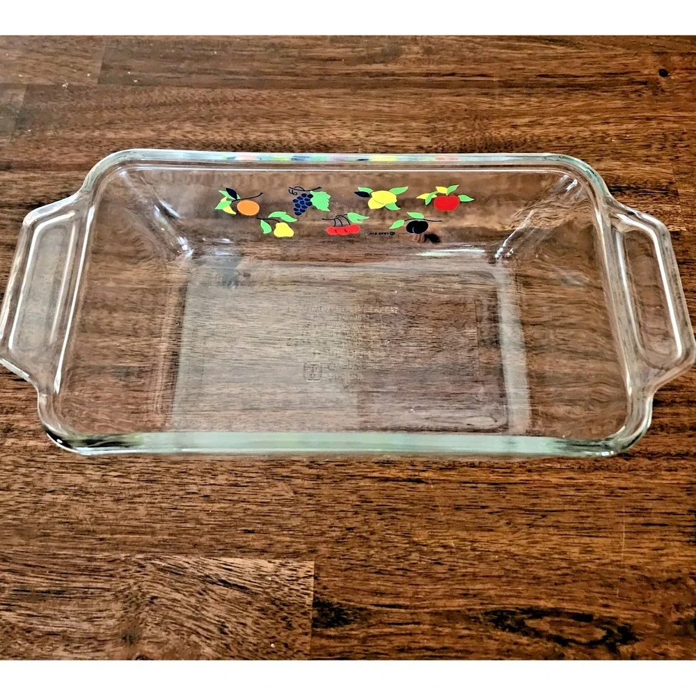 1990 Ovenware Anchor Glass Loaf Pan with Handles & Fruit Motif 1.5 qt.